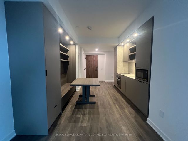 2807 - 55 Charles St E