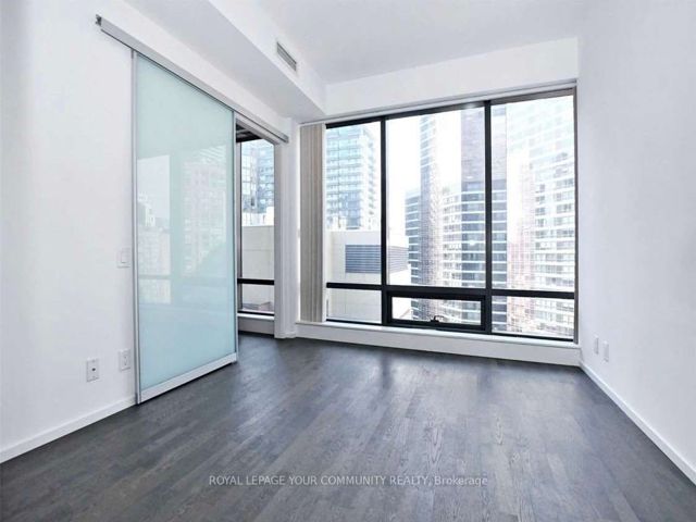 1707 - 5 St Joseph St