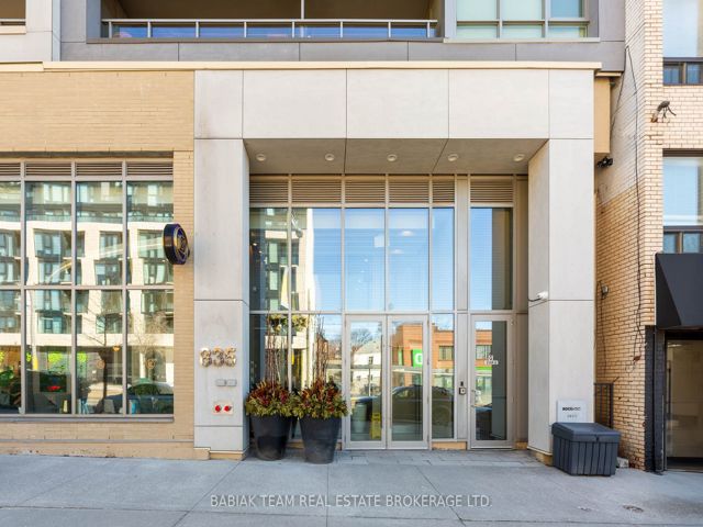 414 - 835 St Clair Ave W