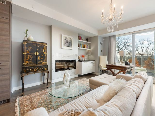 414 - 835 St Clair Ave W