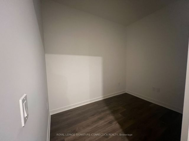 4006 - 55 Charles St E