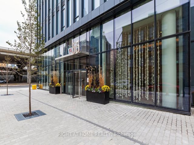 2808 - 55 Cooper St