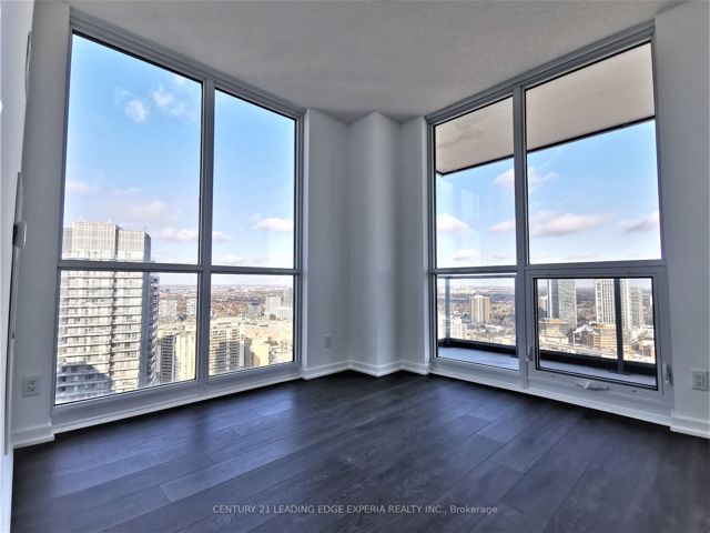2905 - 32 Forest Manor Rd