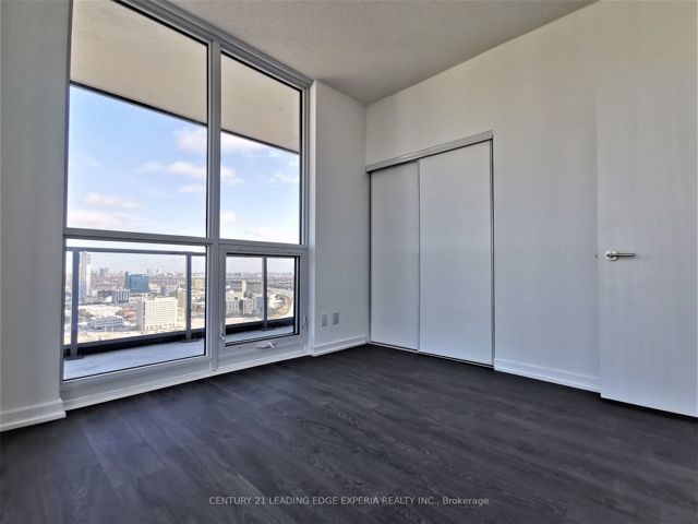 2905 - 32 Forest Manor Rd