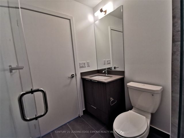 2905 - 32 Forest Manor Rd