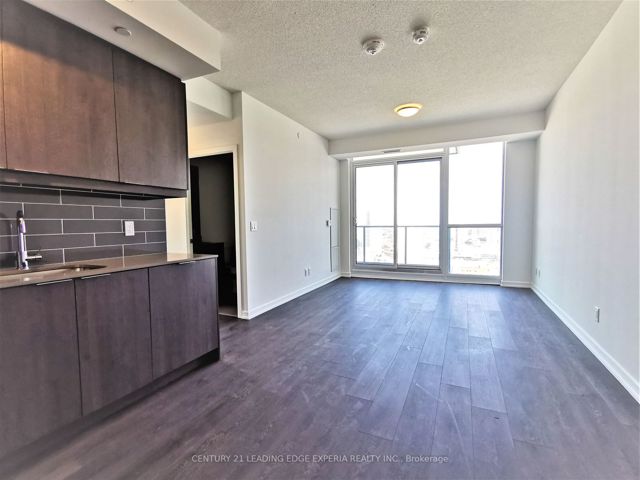 2905 - 32 Forest Manor Rd