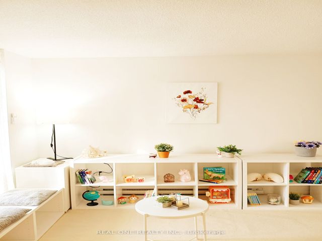 120 - 3740 Don Mills Rd N