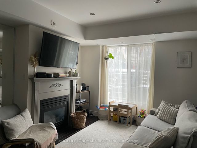 1549 - 5 Everson Dr