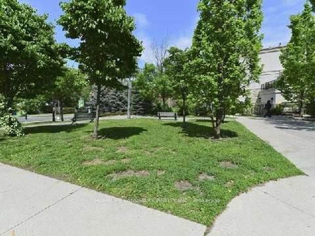 1549 - 5 Everson Dr