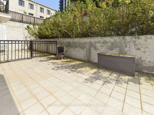1549 - 5 Everson Dr