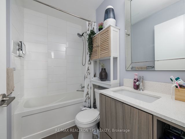 2401 - 50 Forest Manor Rd
