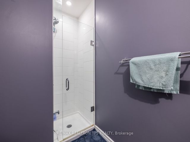 2401 - 50 Forest Manor Rd