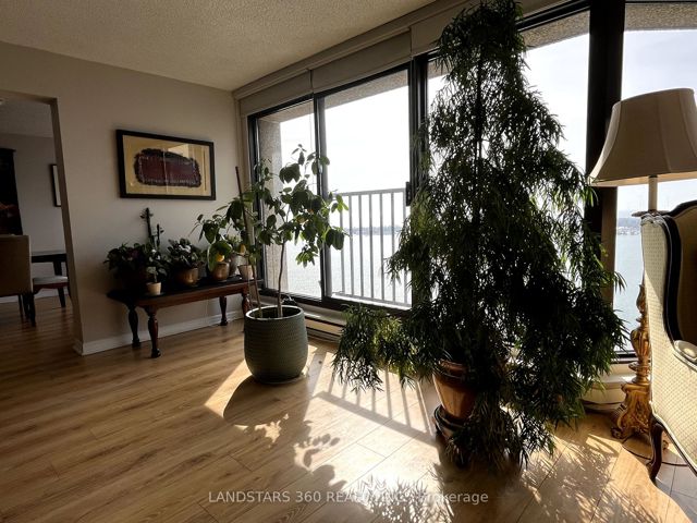 3311 - 55 Harbour Sq