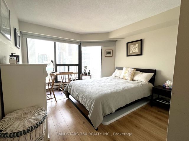 3311 - 55 Harbour Sq
