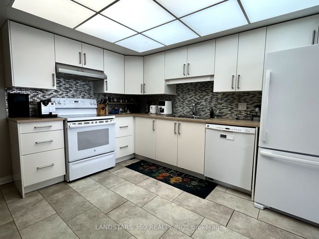 3311 - 55 Harbour Sq
