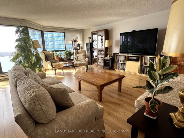 3311 - 55 Harbour Sq