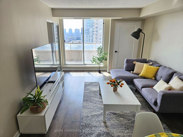 1706 - 35 Empress Ave