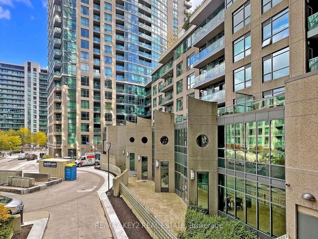 205 - 231 Fort York Blvd