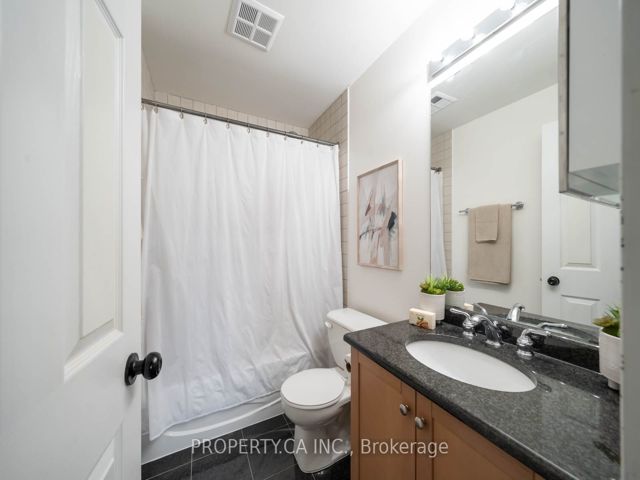 1902 - 43 Eglinton Ave E