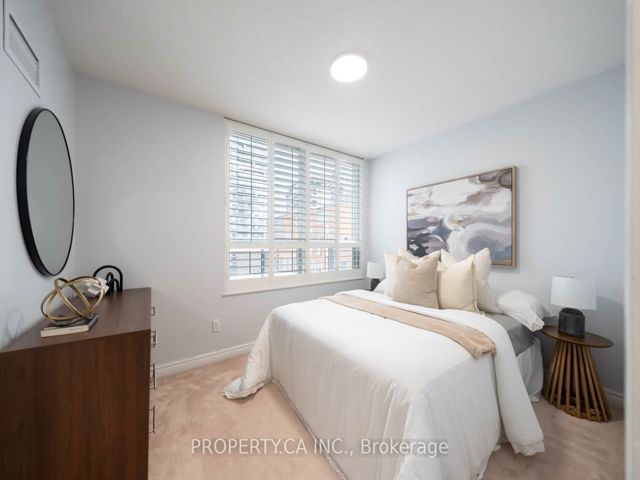 1902 - 43 Eglinton Ave E