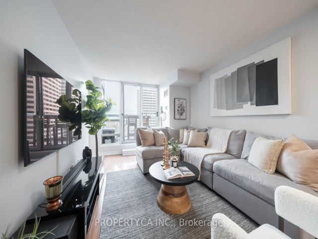 1902 - 43 Eglinton Ave E