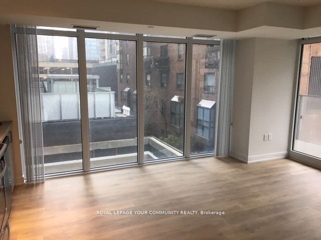 302 - 50 Wellesley St E