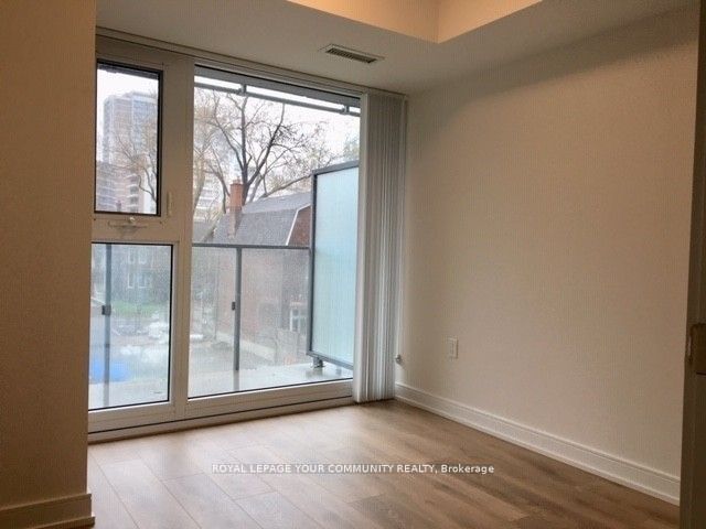 302 - 50 Wellesley St E