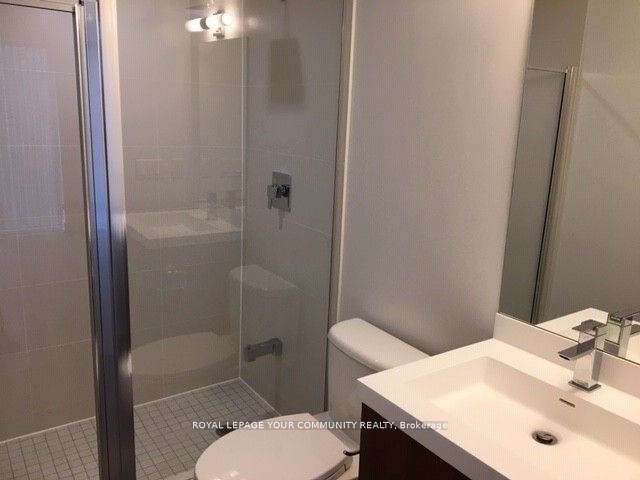 302 - 50 Wellesley St E