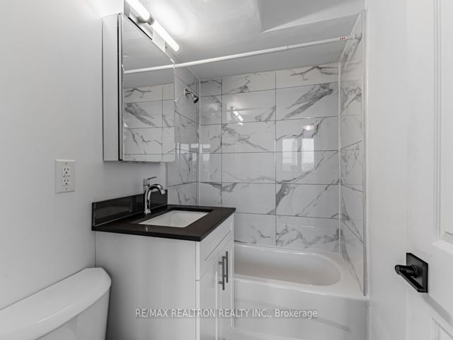 708 - 25 Bedford Rd