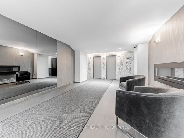 708 - 25 Bedford Rd