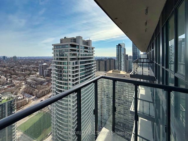 3219 - 4955 yonge St
