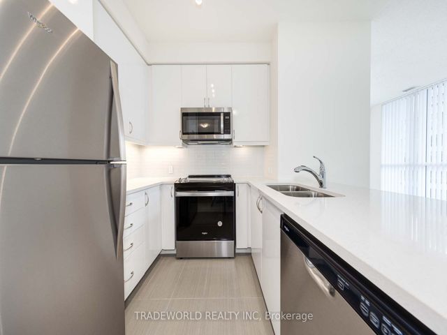 3219 - 4955 yonge St