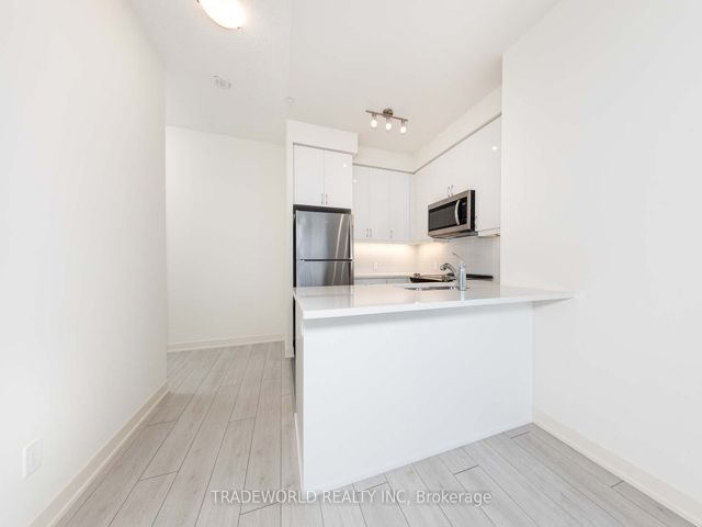 3219 - 4955 yonge St