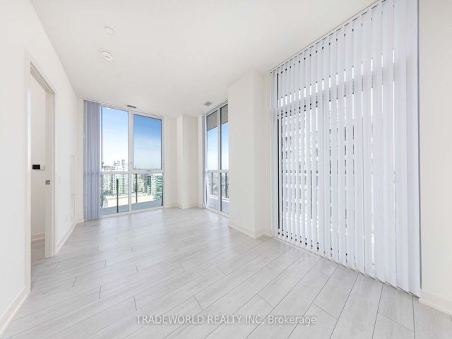 3219 - 4955 yonge St