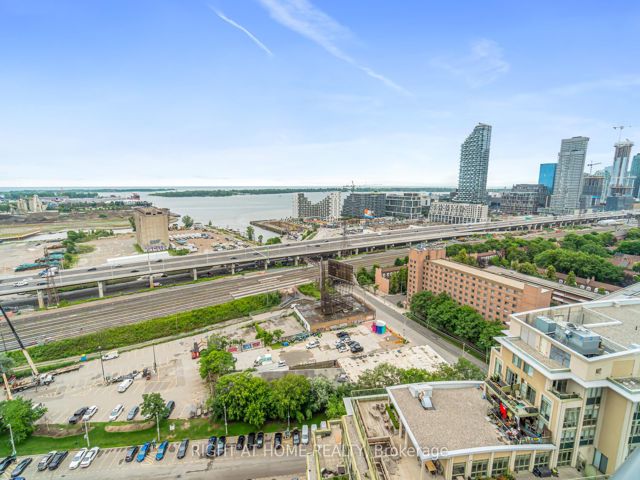 2005 - 33 Mill St