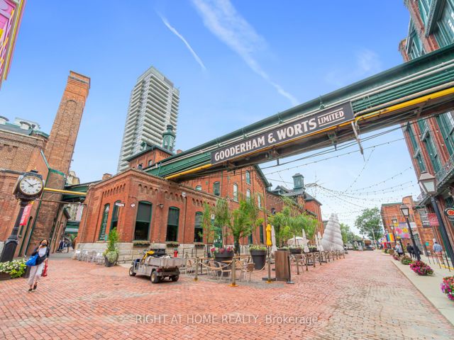 2005 - 33 Mill St