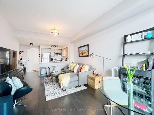 1010 - 525 Wilson Ave