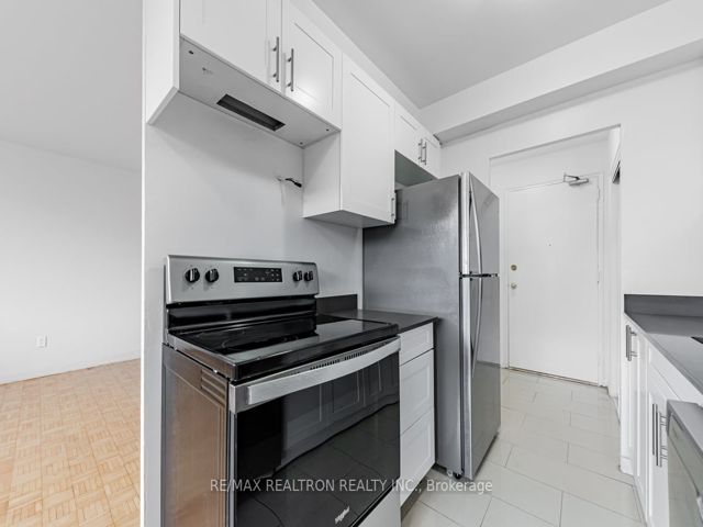 205 - 25 Bedford Rd
