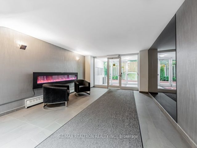 205 - 25 Bedford Rd
