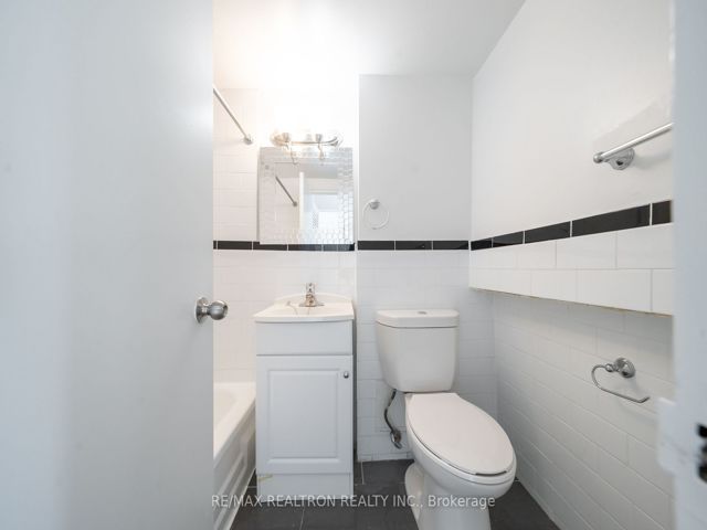 104 - 25 Bedford Rd
