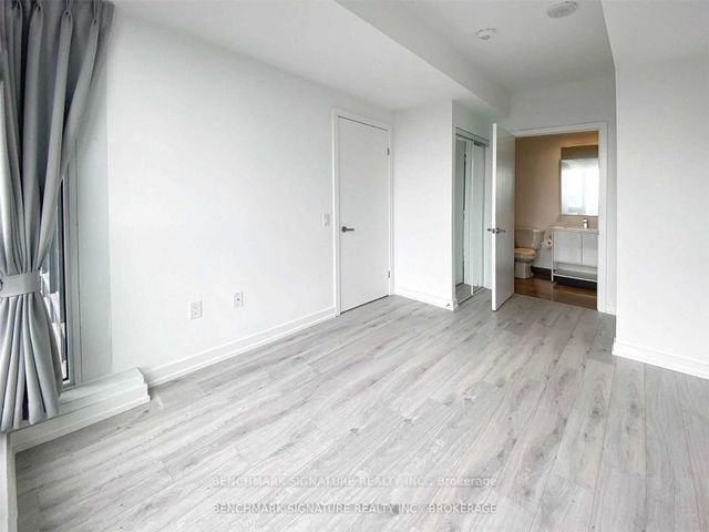 #2802 - 77 Shuter St