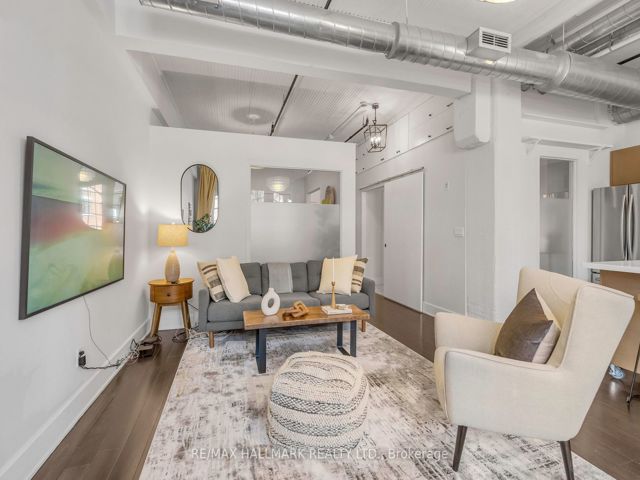 106 - 183 Dovercourt Rd
