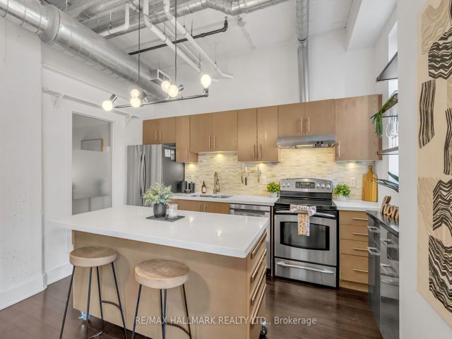 106 - 183 Dovercourt Rd