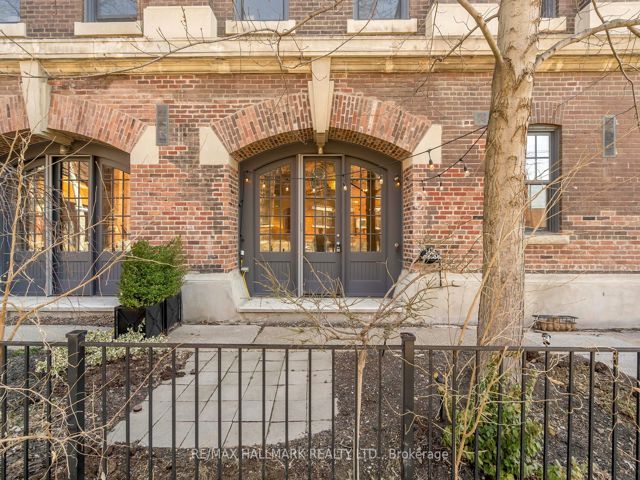 106 - 183 Dovercourt Rd