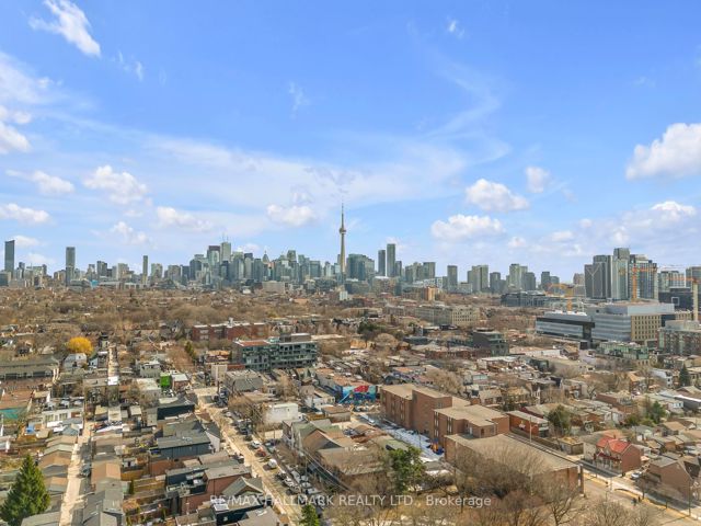 106 - 183 Dovercourt Rd