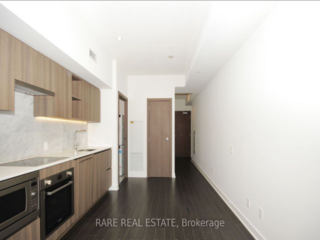 3102 - 19 Bathurst St