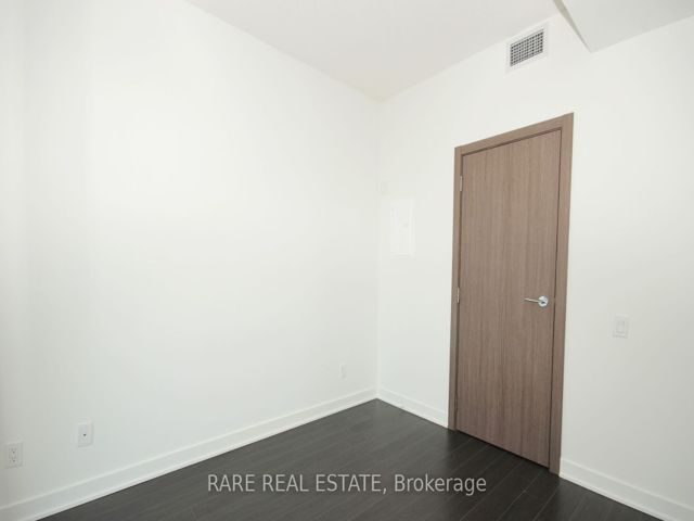 3102 - 19 Bathurst St