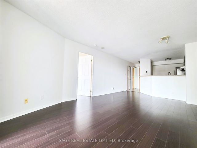 1312 - 24 Wellesley St W