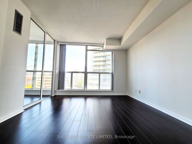 1312 - 24 Wellesley St W
