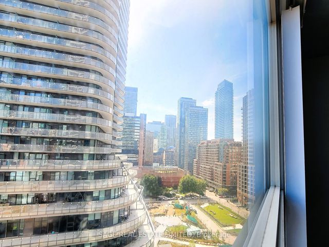 1312 - 24 Wellesley St W